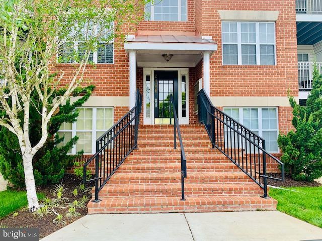 2406 Forest Edge Ct unit 201, Odenton, MD 21113 - photo 1