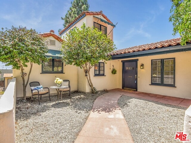 Welcome to 978 Wapello Street in the hills of Alta