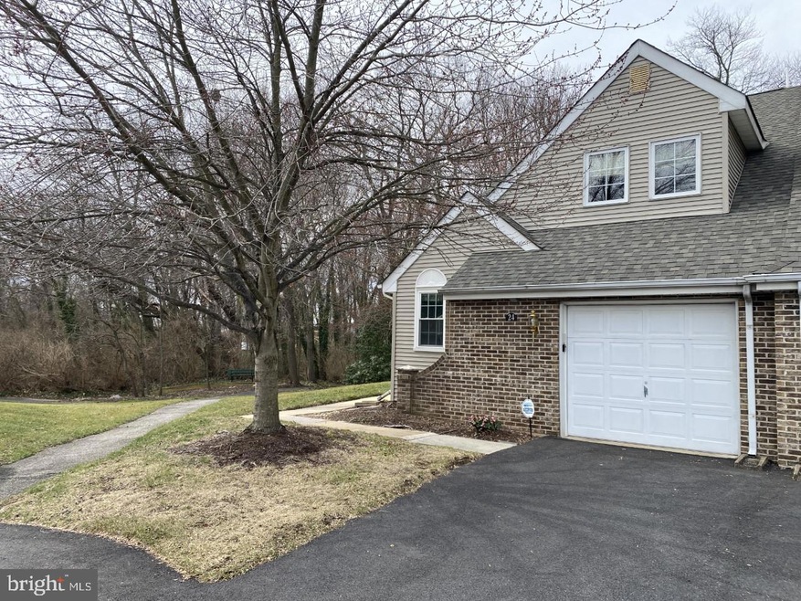 24 Grosvenor Ct unit 5, Wilmington, DE 19804 - photo 1