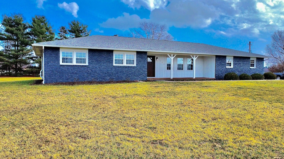 3380 Tschopp Rd NE, Lancaster, OH 43130 - photo 1