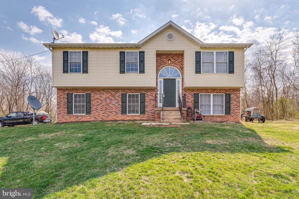 163 Mission Ln, Bunker Hill, WV 25413 - photo 1