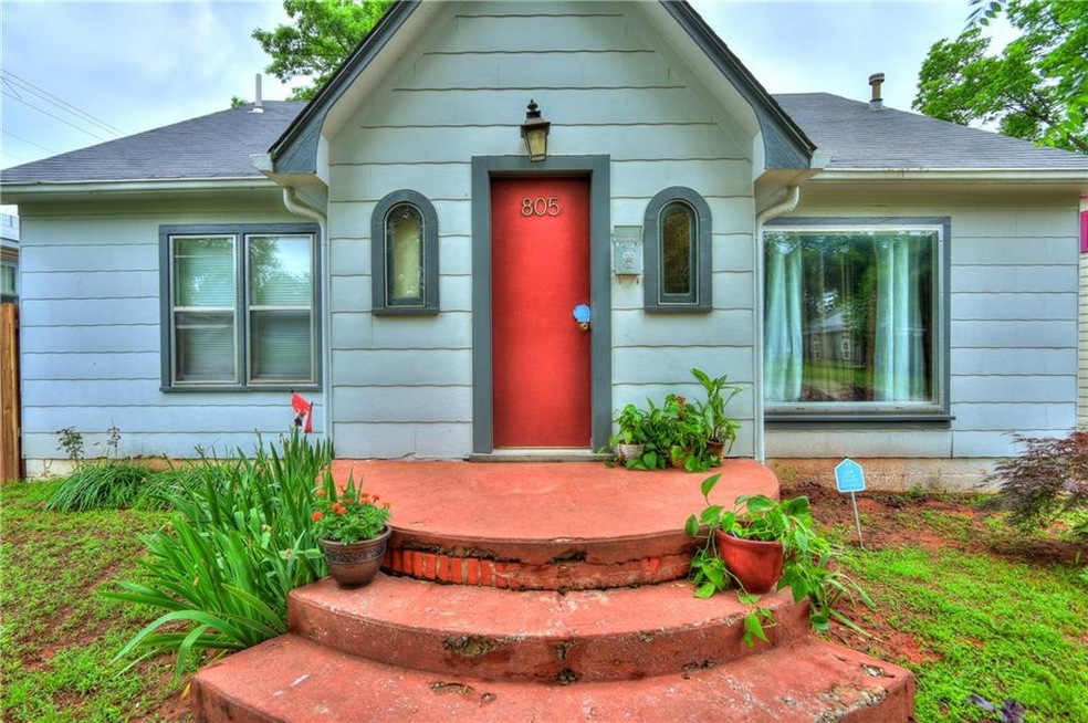 805 N Broad St, Guthrie, OK 73044 - photo 1