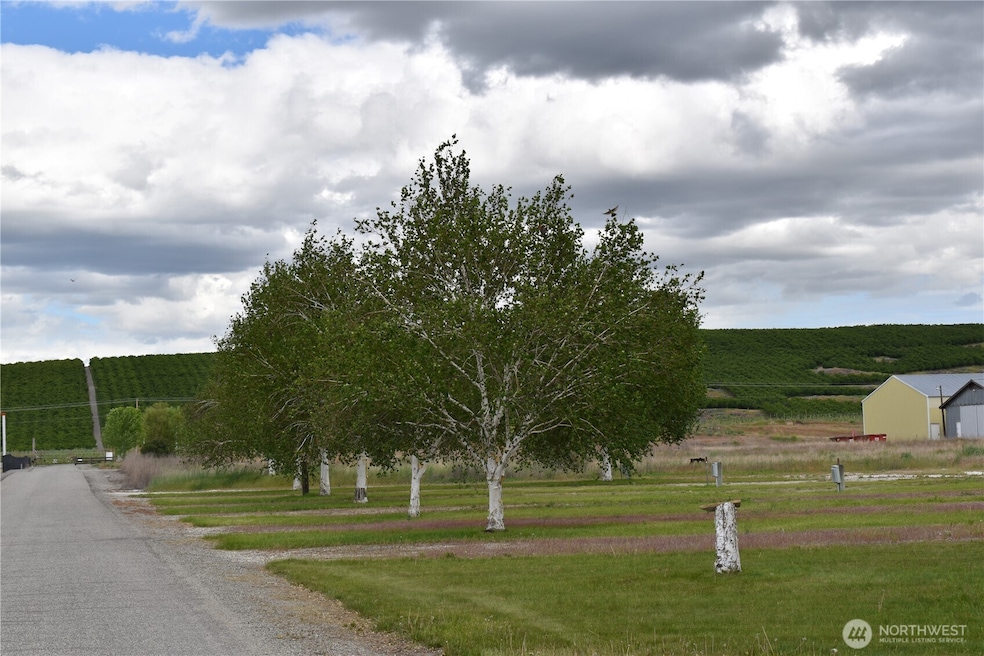 0 Old Highway 97 unit NWM2384392, Brewster, WA 98812 - photo 1