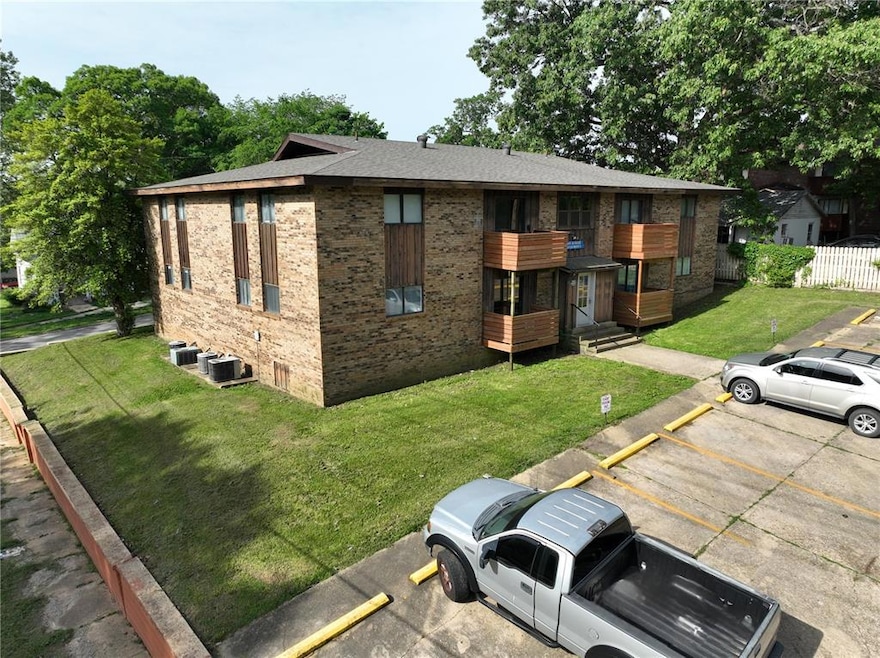 Pending $399,900