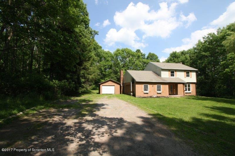 98 Brandywine Dr, Honesdale, PA 18431 - photo 1