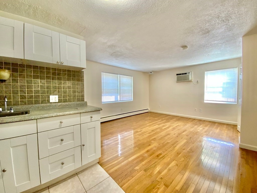 34 Clark St unit 14, Arlington, MA 02476 - photo 1