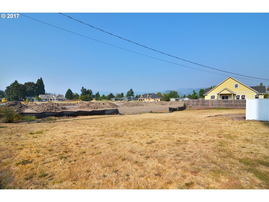 2 Gilham Rd, Eugene, OR 97401 - photo 1