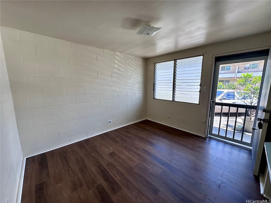 1920 Young St unit 2, Honolulu, HI 96826 - photo 1