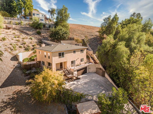 22630 Cass Ave, Woodland Hills, CA 91364 - photo 1