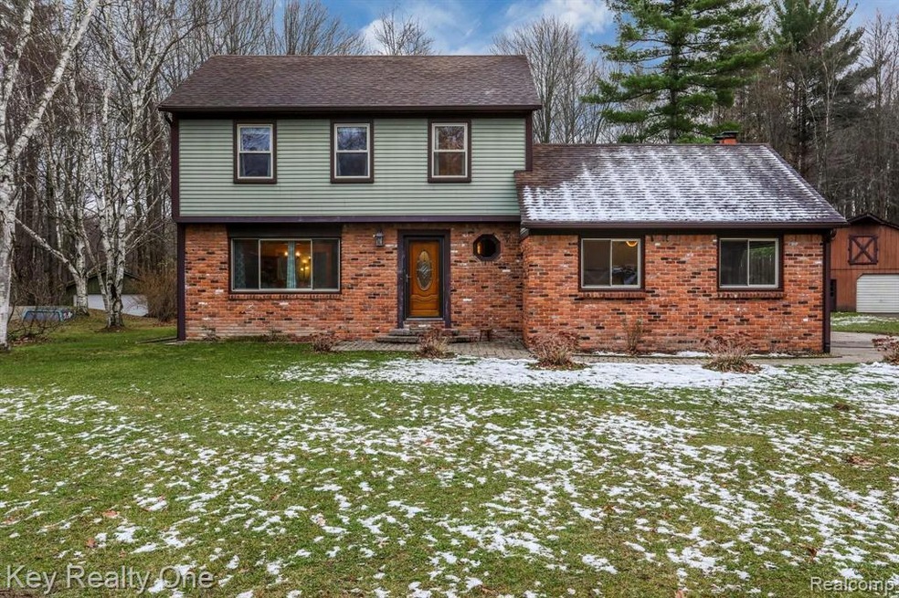 1-web-or-mls-2846 Bluebird Lane, Columbus Township