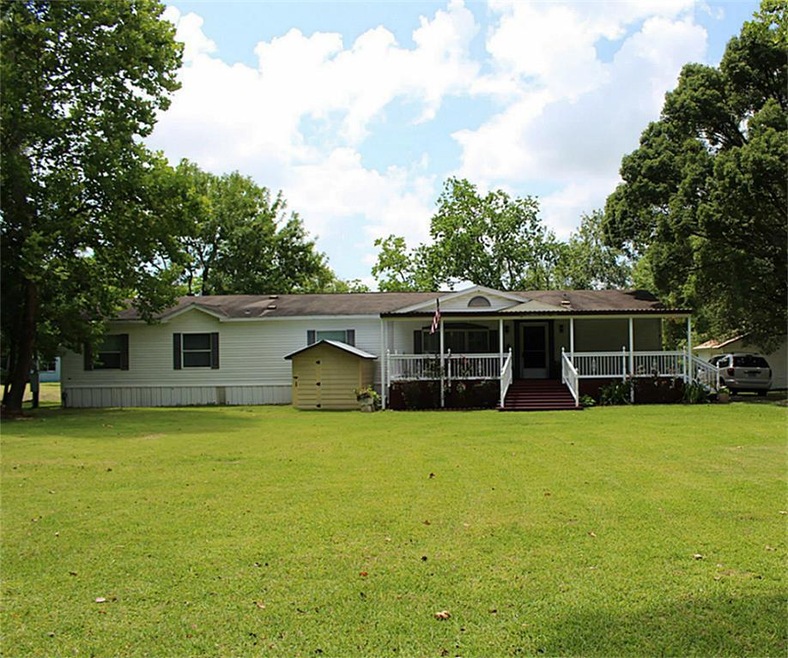 1081 County Road 146, Alvin, TX 77511 - photo 1