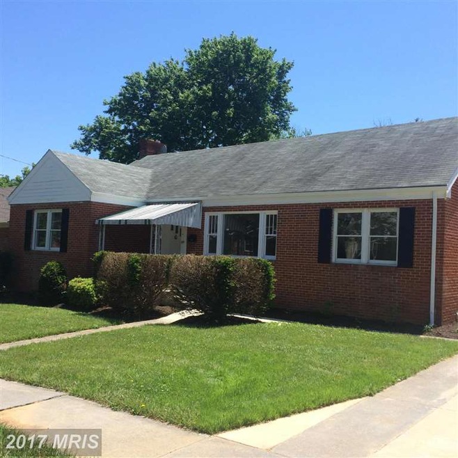 145 Lambden Ave, Winchester, VA 22601 - photo 1