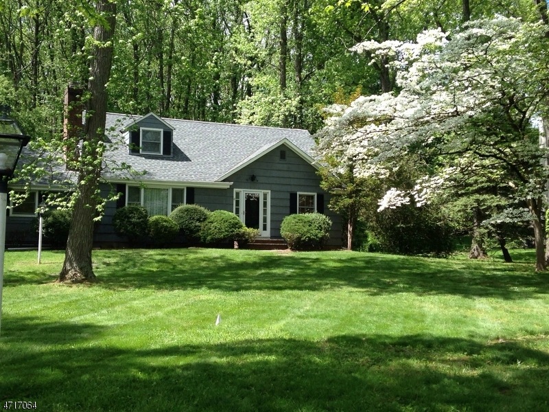 1361 Cooper Rd, Scotch Plains, NJ 07076 - photo 1