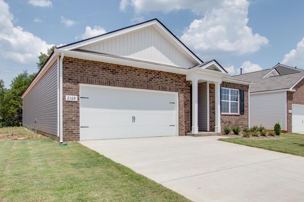 400 Woodrow St, Manchester, TN 37355 - photo 1