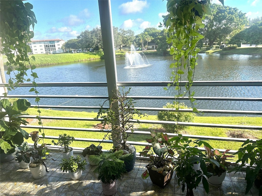 4301 Martinique Cir unit H2, Coconut Creek, FL 33066 - photo 1