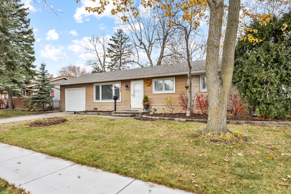 unlisted-address, Elk Grove Village, IL 60007 - photo 1