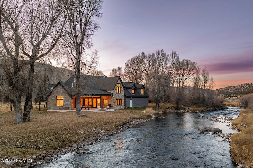 001_7050rivervalleydr74_589