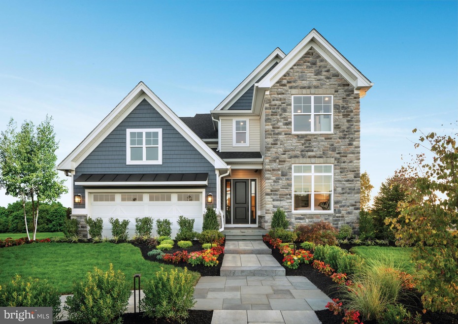 7024 Pond Way, Bath, PA 18014 - photo 1