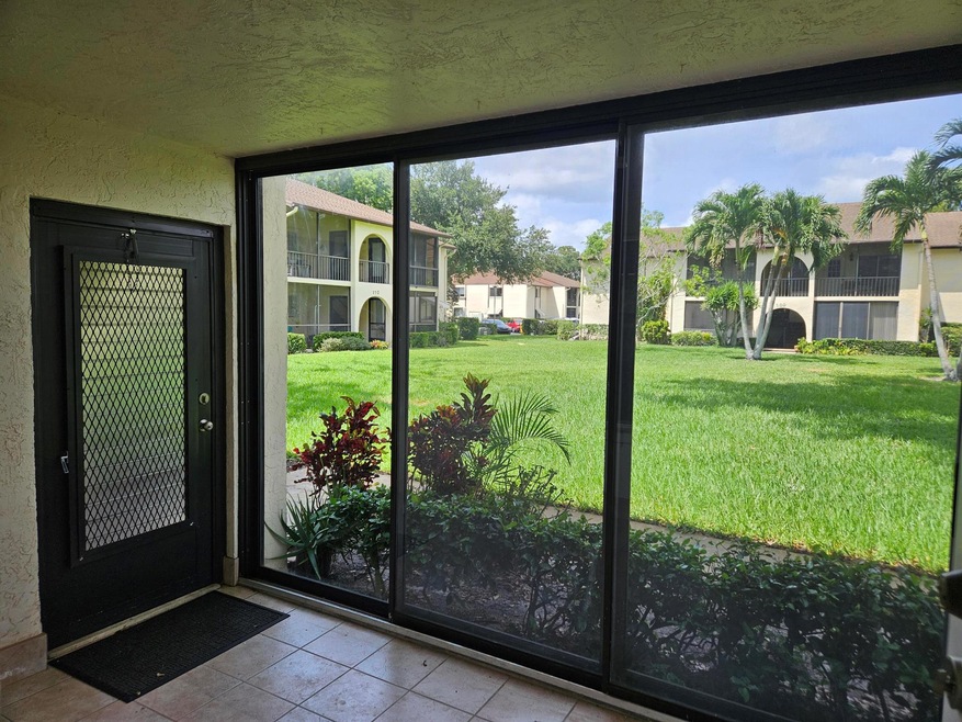107 Lake Pine Cir unit C-1, Greenacres, FL 33463 - photo 1