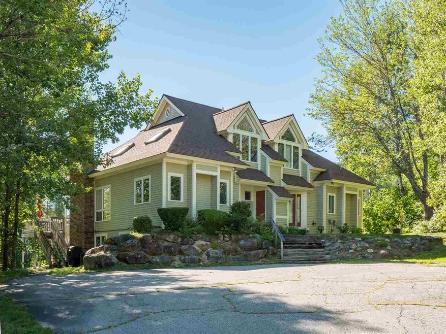 An opportunity for a completely move-in ready gorg