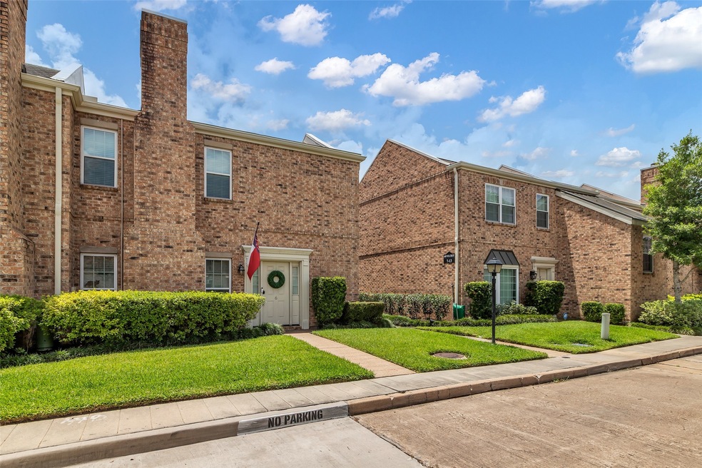 600 Wilcrest Dr unit 6, Houston, TX 77042 - photo 1