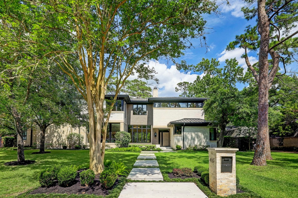 410 Coachman Ln, Houston, TX 77024 - photo 1