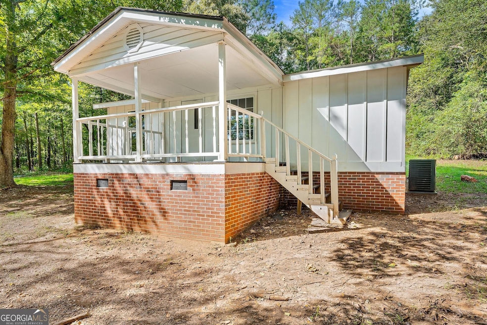 1528 Hodges Mill Rd, Hartwell, GA 30643 - photo 1