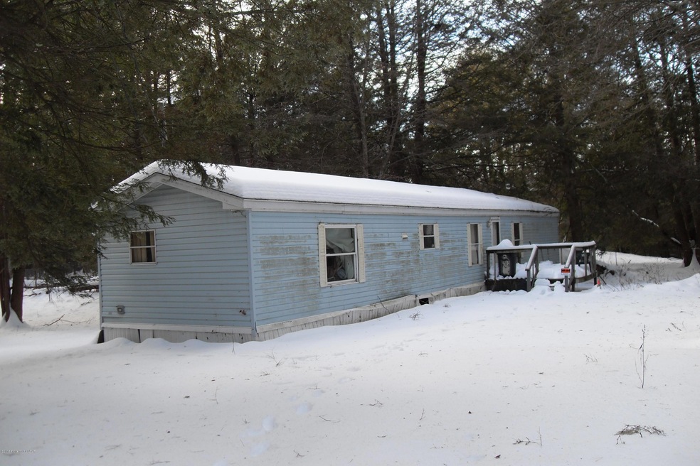 139 Taylor Ln, Sweet Valley, PA 18656 - photo 1