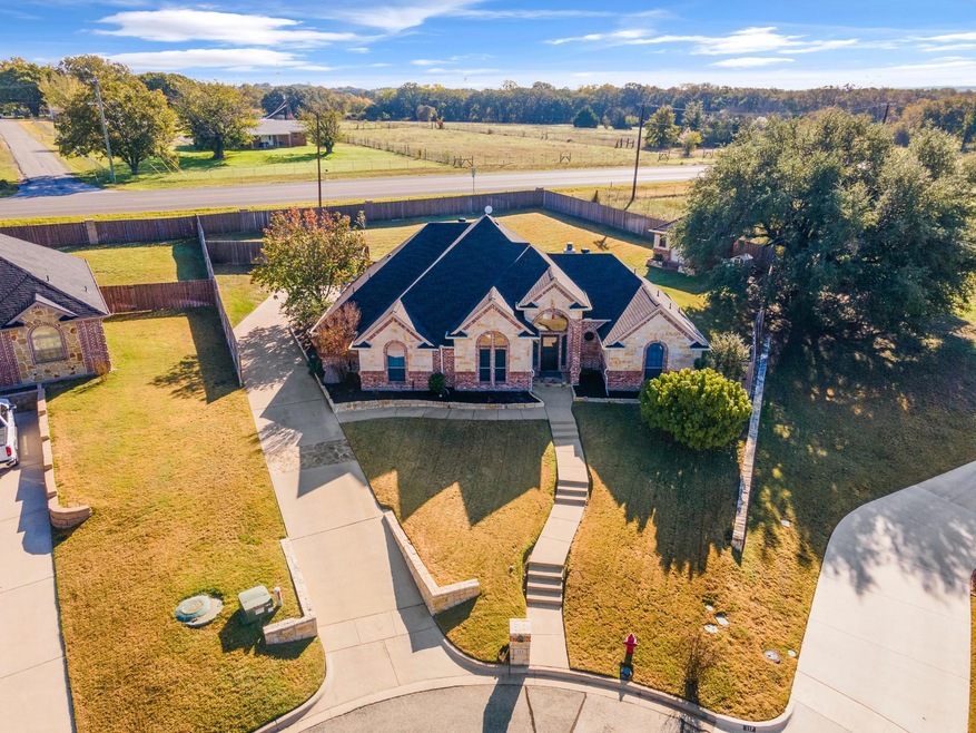 113 Kari Linda Ct, Weatherford, TX 76085 - photo 1