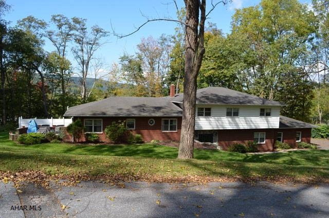 144 Woodland Ave, Bedford, PA 15522 - photo 1