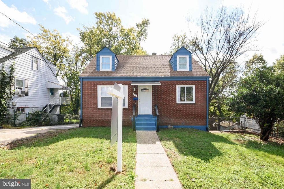 5607 Quincy St, Hyattsville, MD 20784 - photo 1