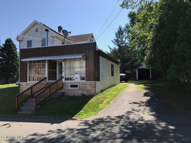 274 Dewey Ave, Pittsfield, MA 01201 - photo 1