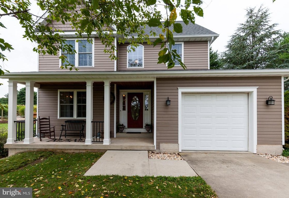 303 Obrecht Rd, Sykesville, MD 21784 - photo 1