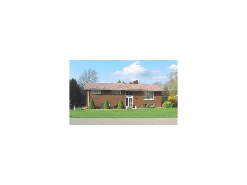 2589 Shelly Dr, Indiana, PA 15701 - photo 1