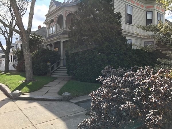 16 Loring Ave unit 3, Salem, MA 01970 - photo 1