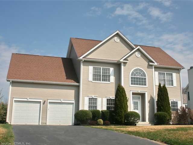 58 Saint Andrews Ln, Milford, CT 06461 - photo 1