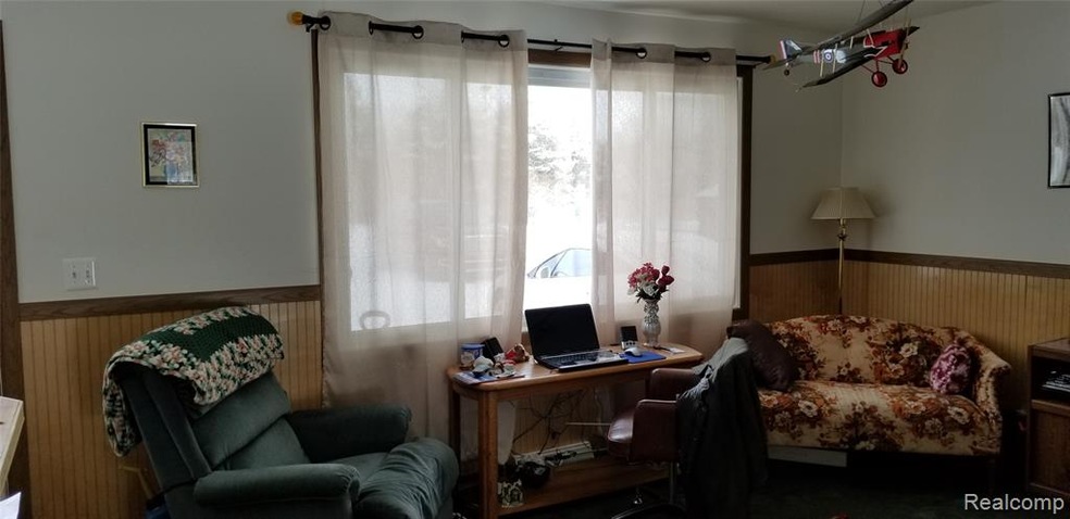 11395 Ferden Rd, Chesaning, MI 48616 - photo 1