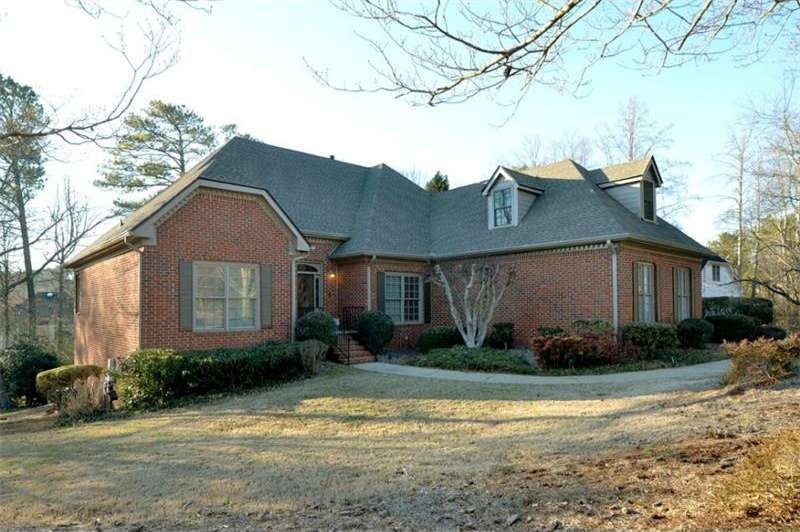 Sought After Johns Creek !  Minutes to Northview H