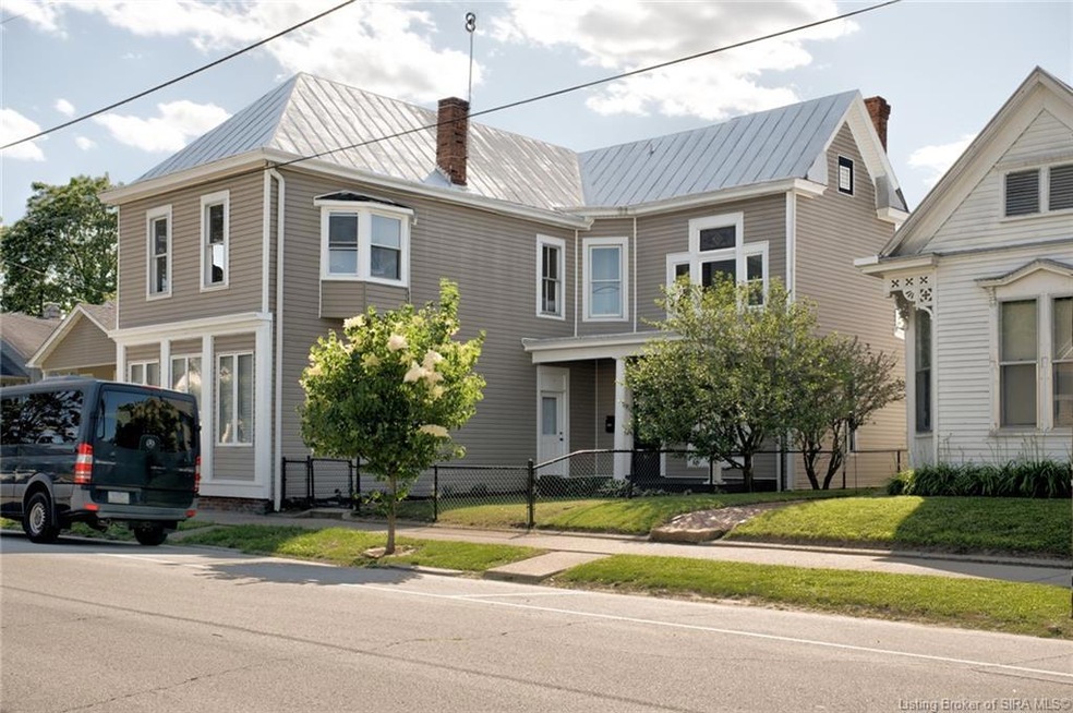 1401 Chartres St, New Albany, IN 47150 - photo 1