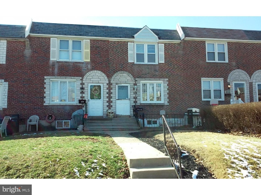 1072 Oakwood Dr, Glenolden, PA 19036 - photo 1