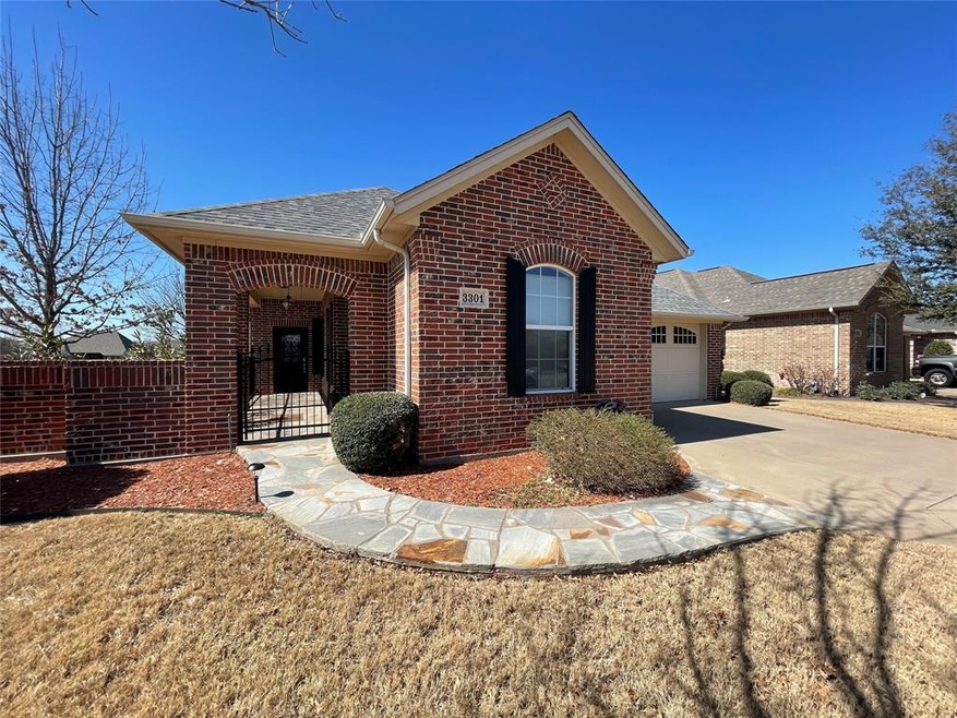3301 Crystal Clear Ct, Granbury, TX 76049 - photo 1