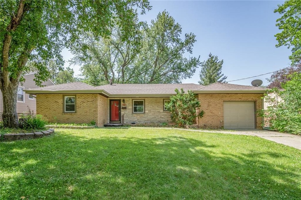 5908 Forest Ave, Des Moines, IA 50311 - photo 1