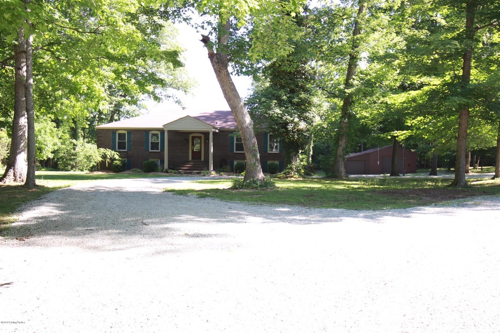 308 Rockwood Ln, Mount Washington, KY 40047 - photo 1