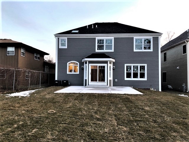 569 W Fay Ave, Elmhurst, IL 60126 - photo 1