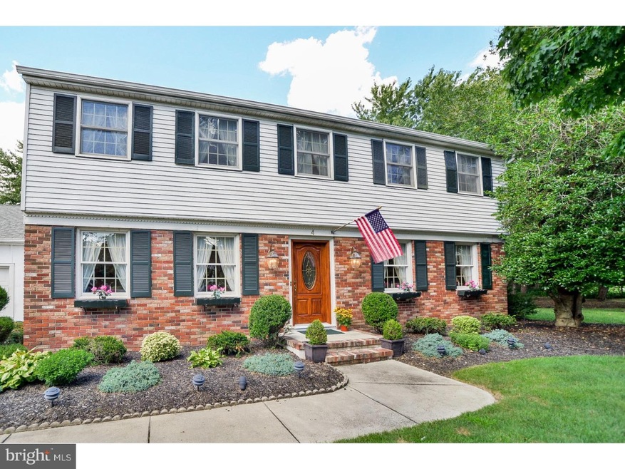 4 Schoolhouse Dr, Medford, NJ 08055 - photo 1