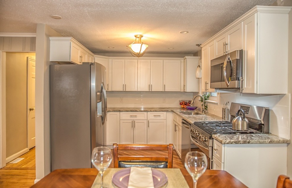 119 S Branch Pkwy, Springfield, MA 01118 - photo 1