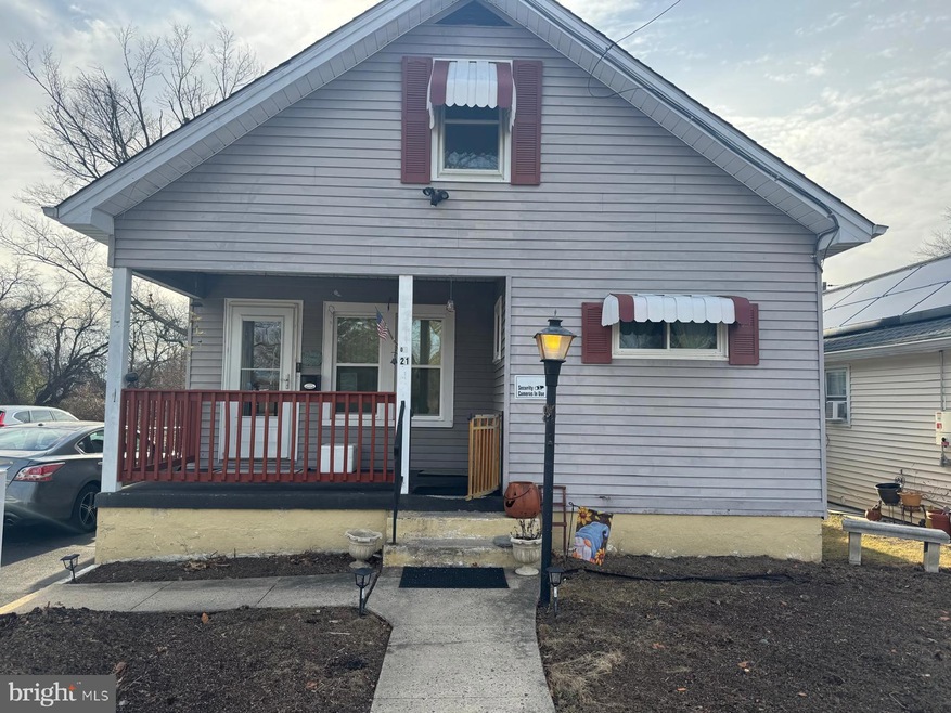 21 Buttonwood Dr, Ewing, NJ 08638 - photo 1