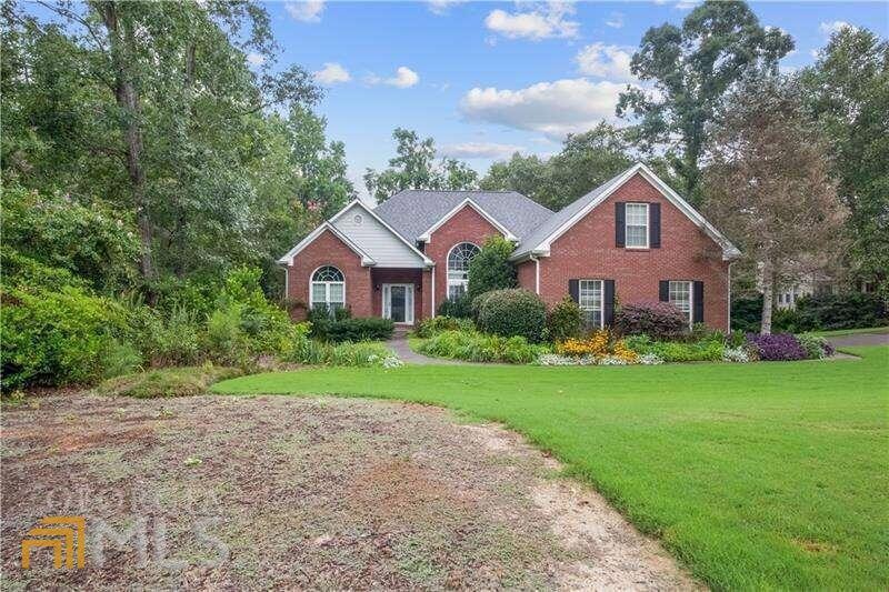 6368 Seymour Place NW, Acworth, GA 30101 - photo 1