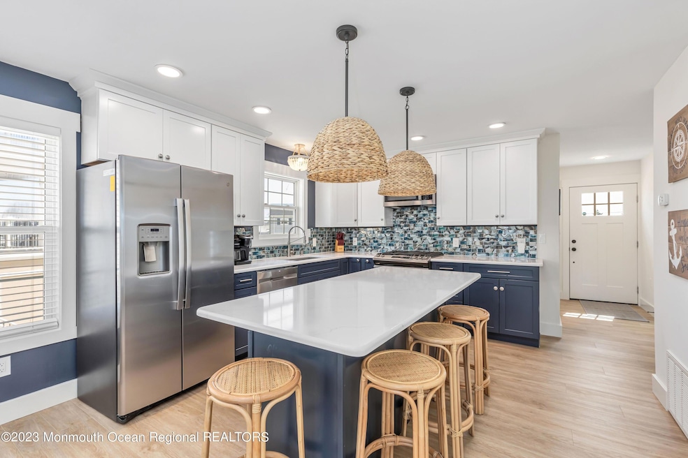 194 Flamingo Rd, Tuckerton, NJ 08087 - photo 1