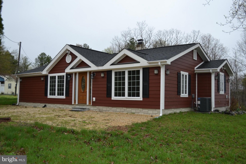 3320 Flat Iron Rd, Montross, VA 22520 - photo 1